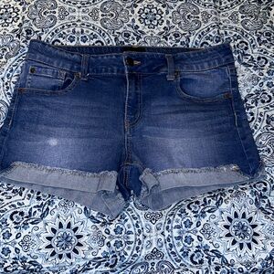 Celebrity Pink Denim Jean Short Shorts
Size 11